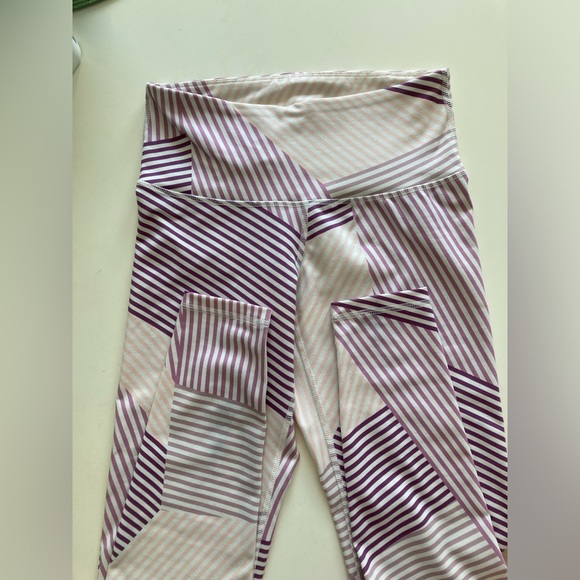 Activewear Leggins - Picture 3 of 5